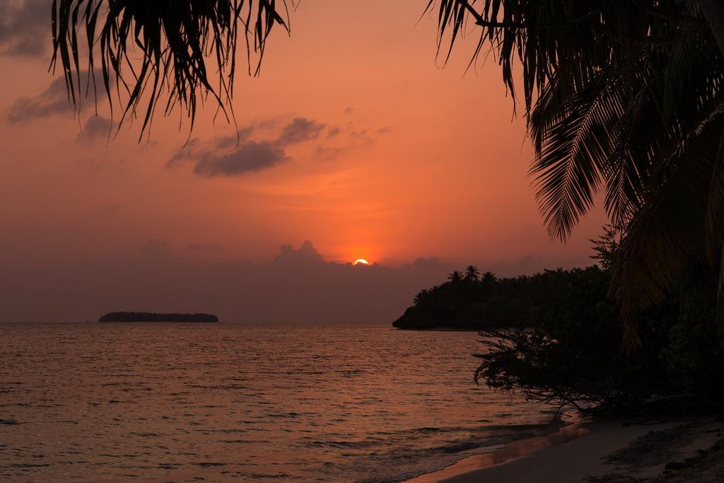 Tropical Village Fehendhoo Экстерьер фото