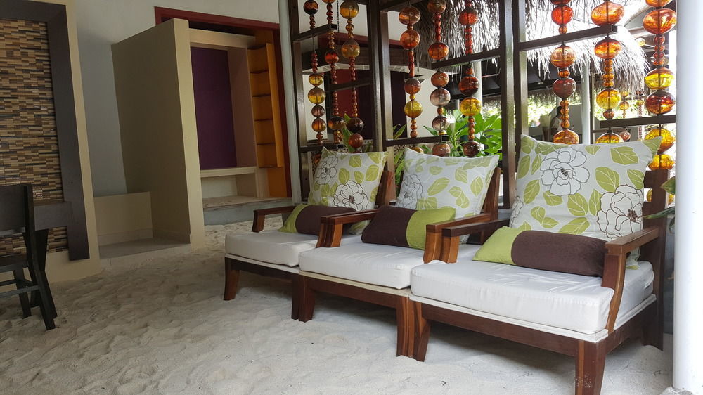 Tropical Village Fehendhoo Экстерьер фото