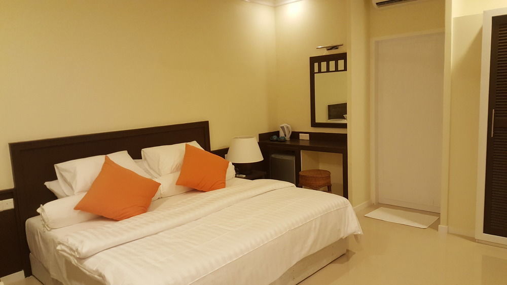 Tropical Village Fehendhoo Экстерьер фото