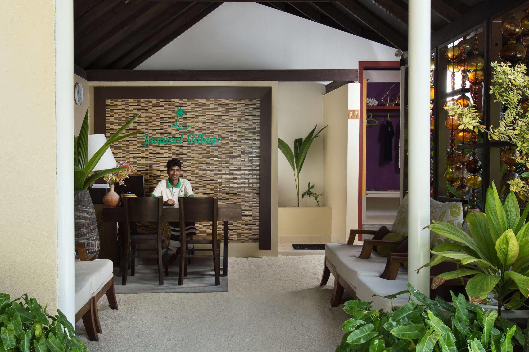 Tropical Village Fehendhoo Экстерьер фото