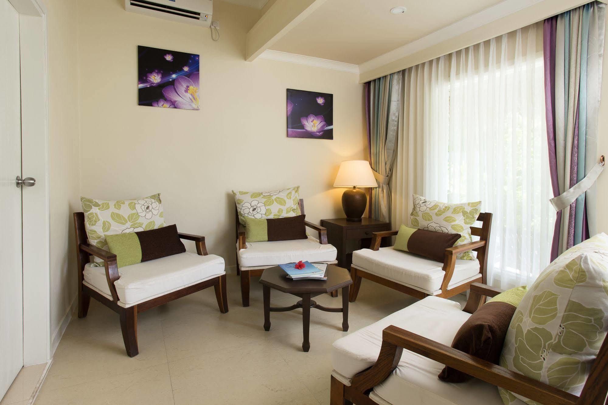 Tropical Village Fehendhoo Экстерьер фото