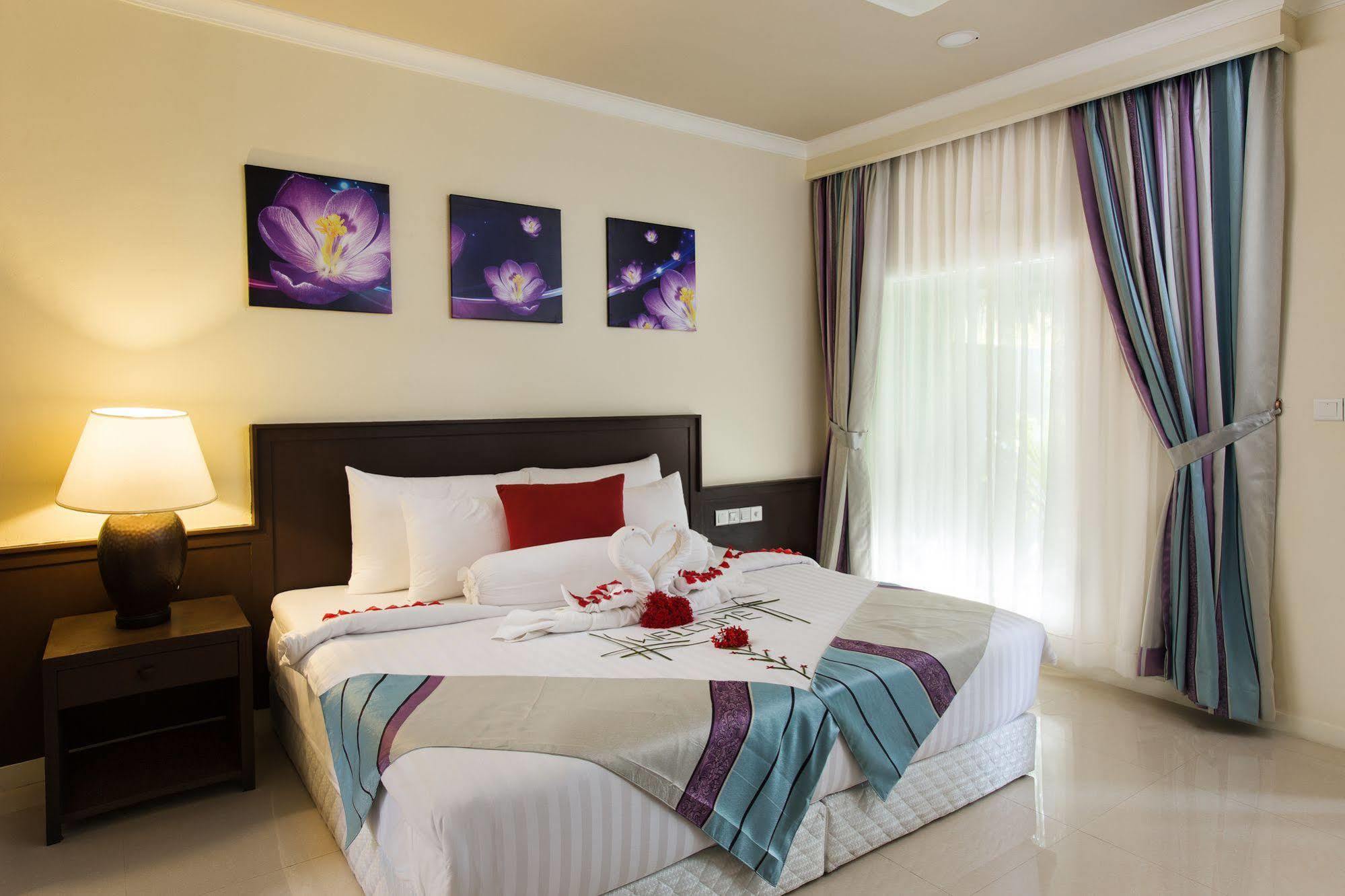 Tropical Village Fehendhoo Экстерьер фото