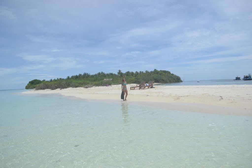Tropical Village Fehendhoo Экстерьер фото